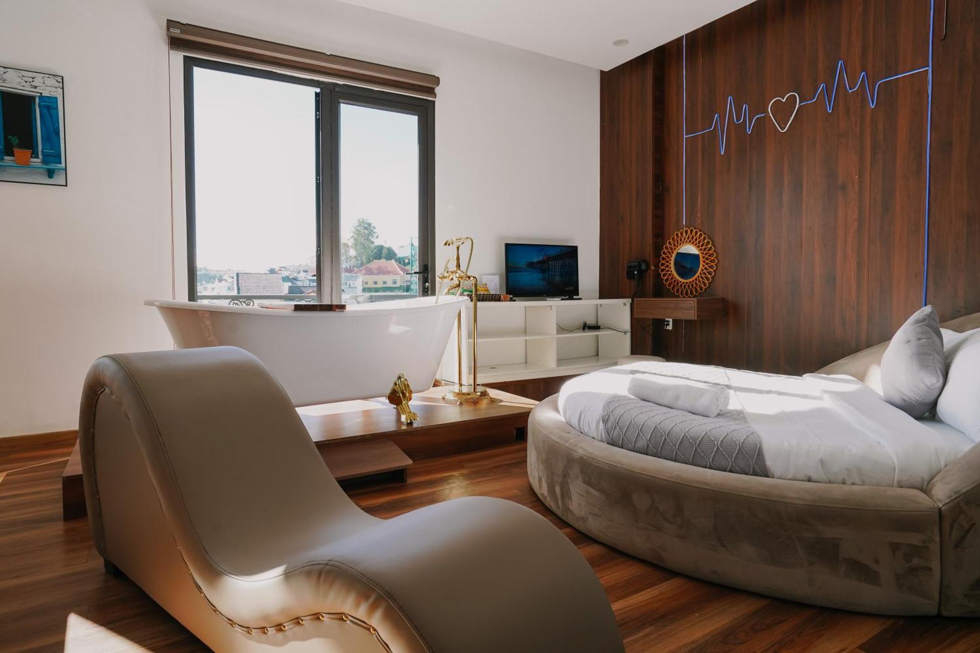 Ngan Pho Studio & Love Hotel Da Lat Kültér fotó